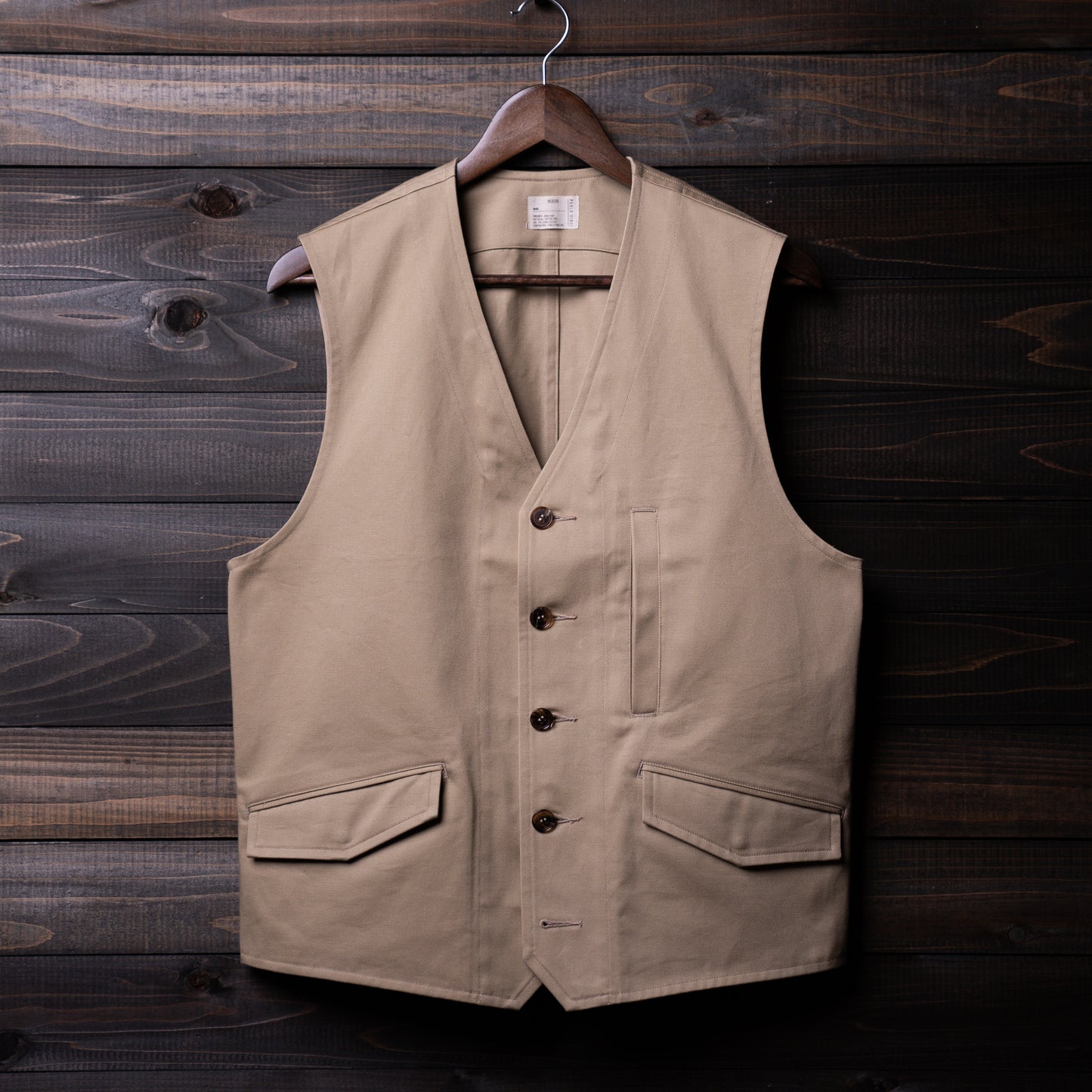Chino vest