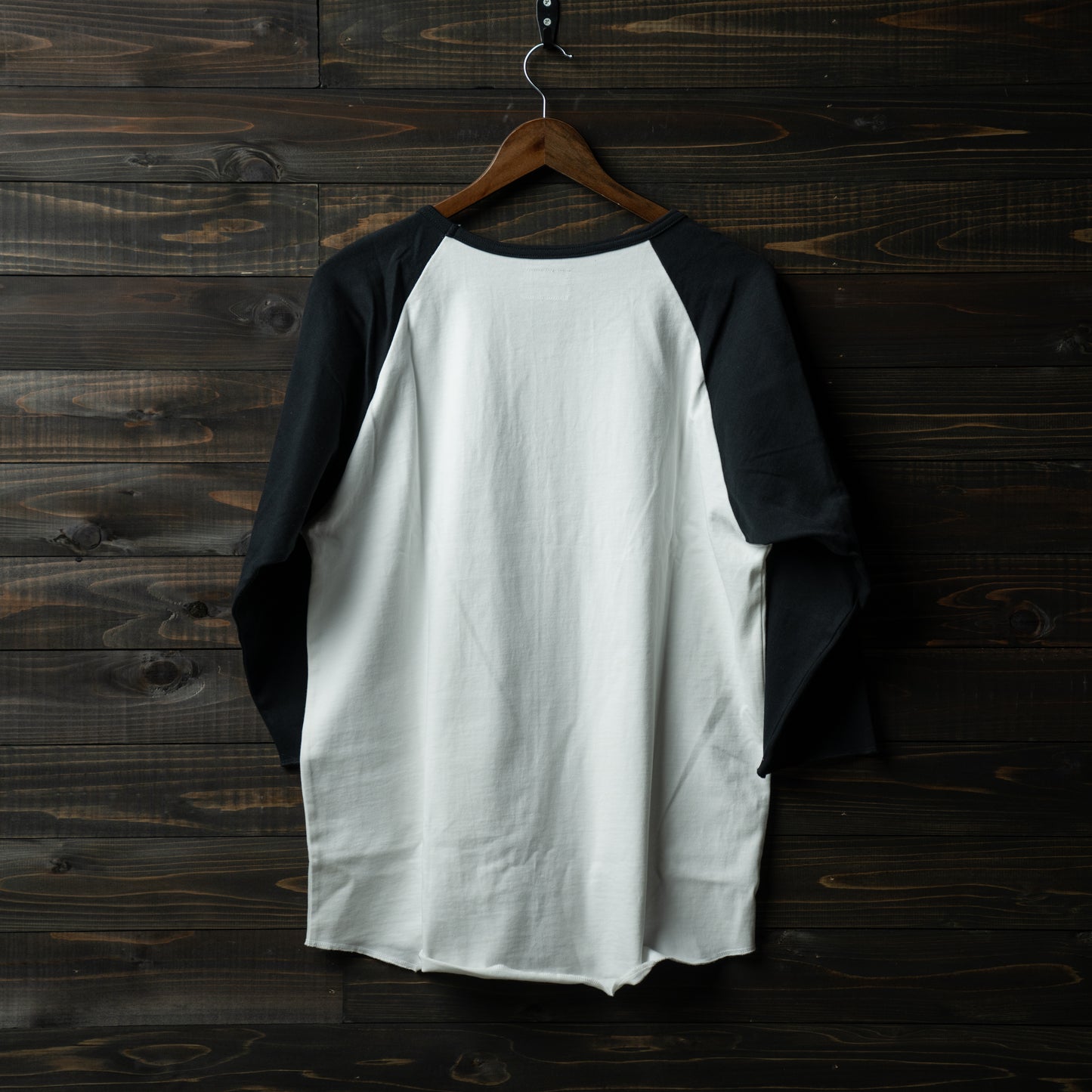 Raglan T-shirt