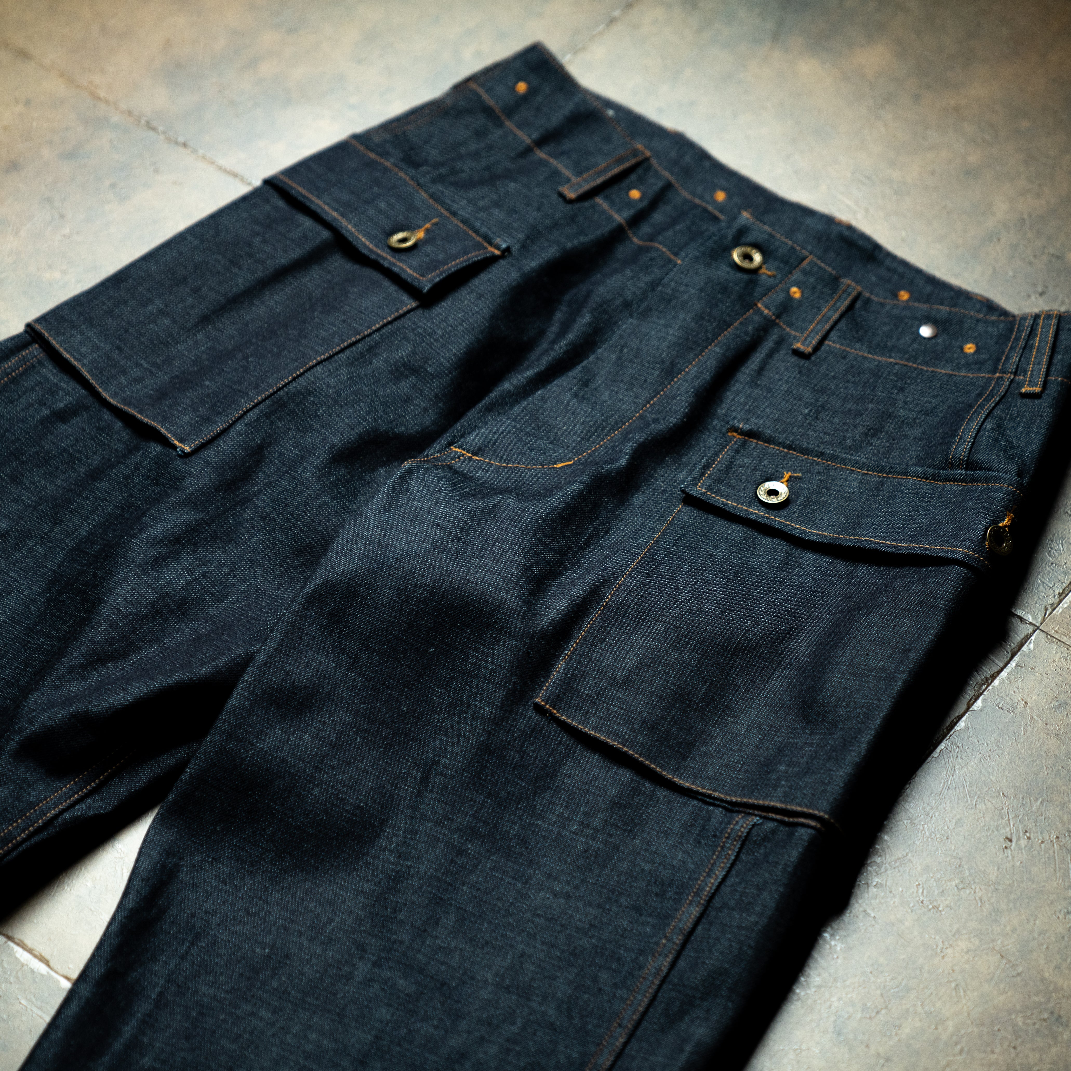 Monkey denim pants (rigid) – Pablo vinci