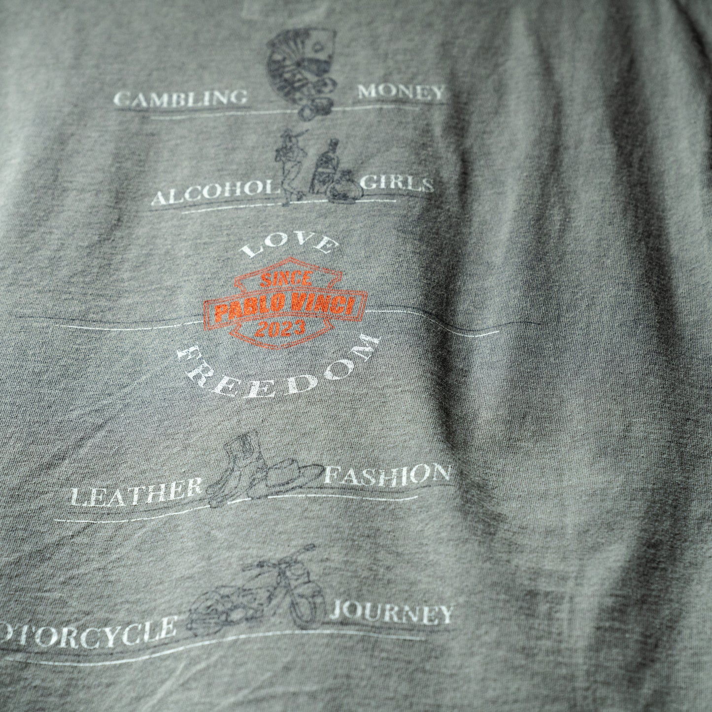 Pocket print Tshirt "desire"