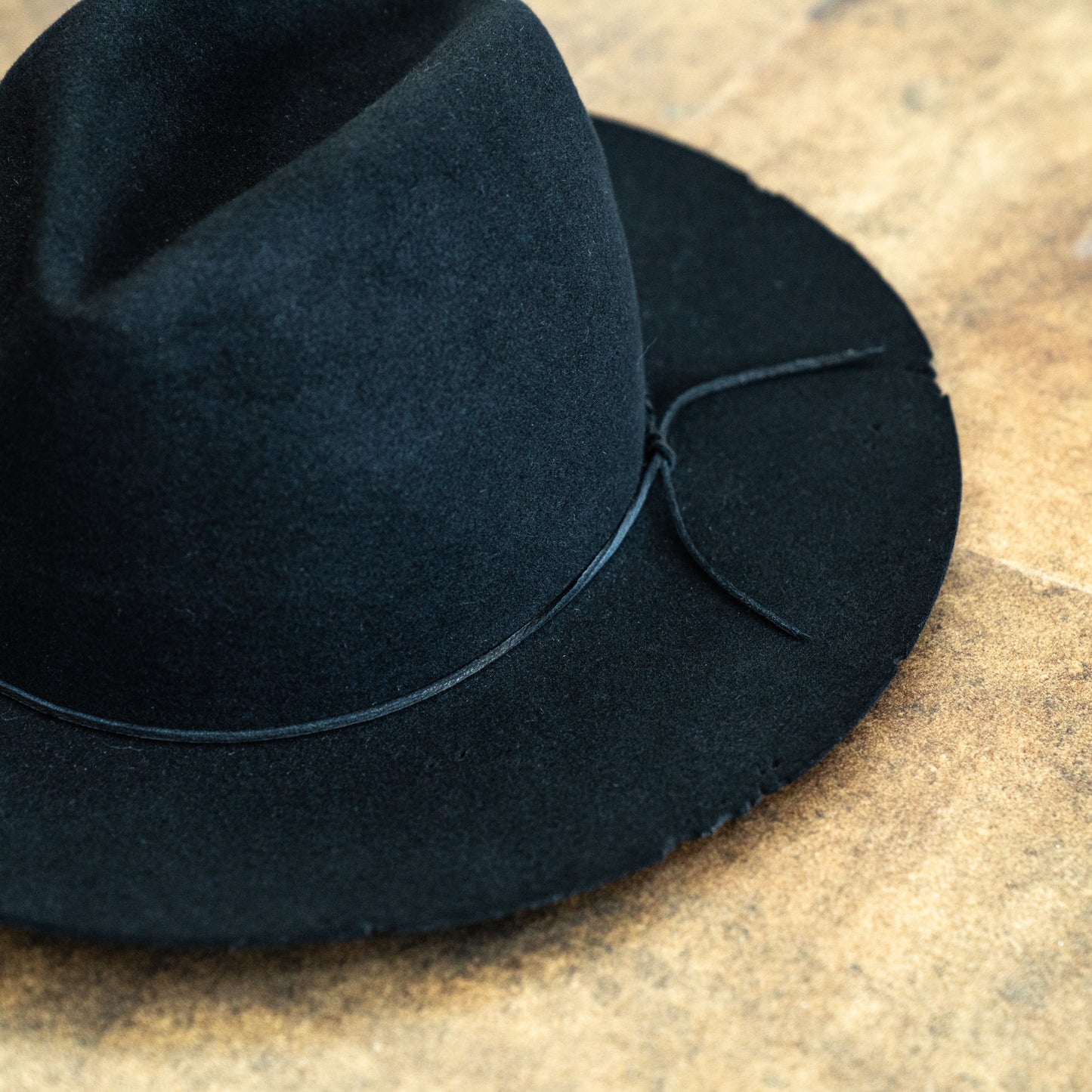 RABBIT HAT / MOSS BITE FINISH