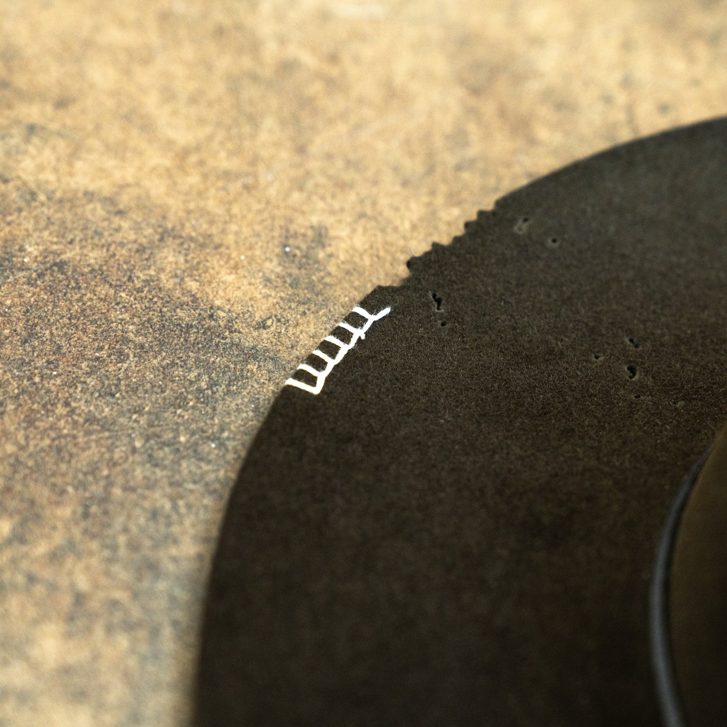 RABBIT HAT / MOSS BITE FINISH