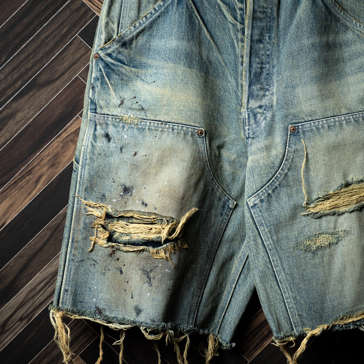 Double knee ghost shorts