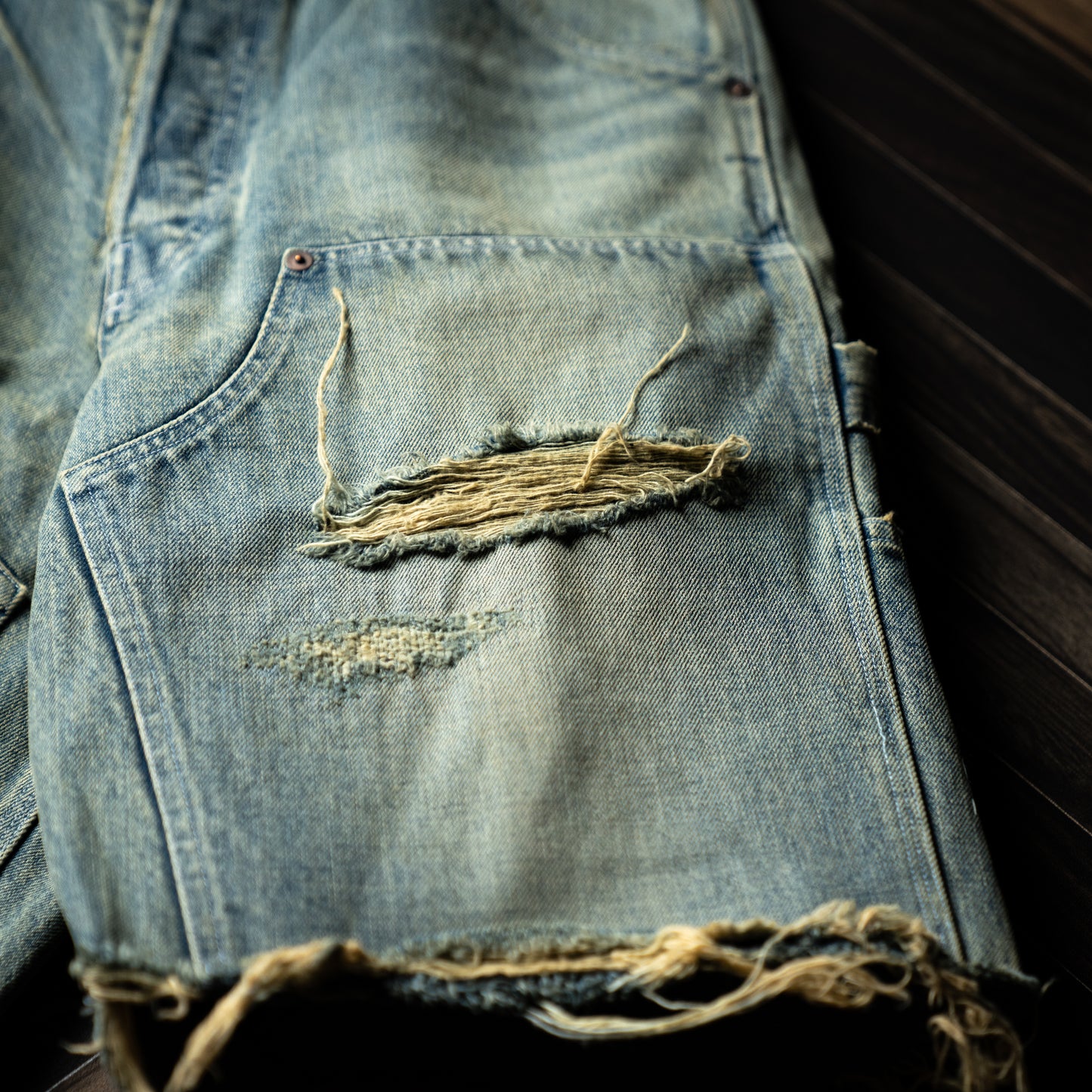 Double knee ghost shorts