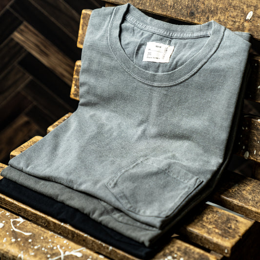 Crew neck pocket  Tshirt