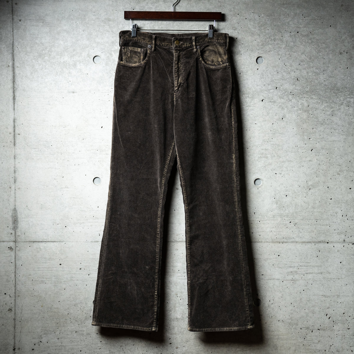 Shadow flare corduroy pants