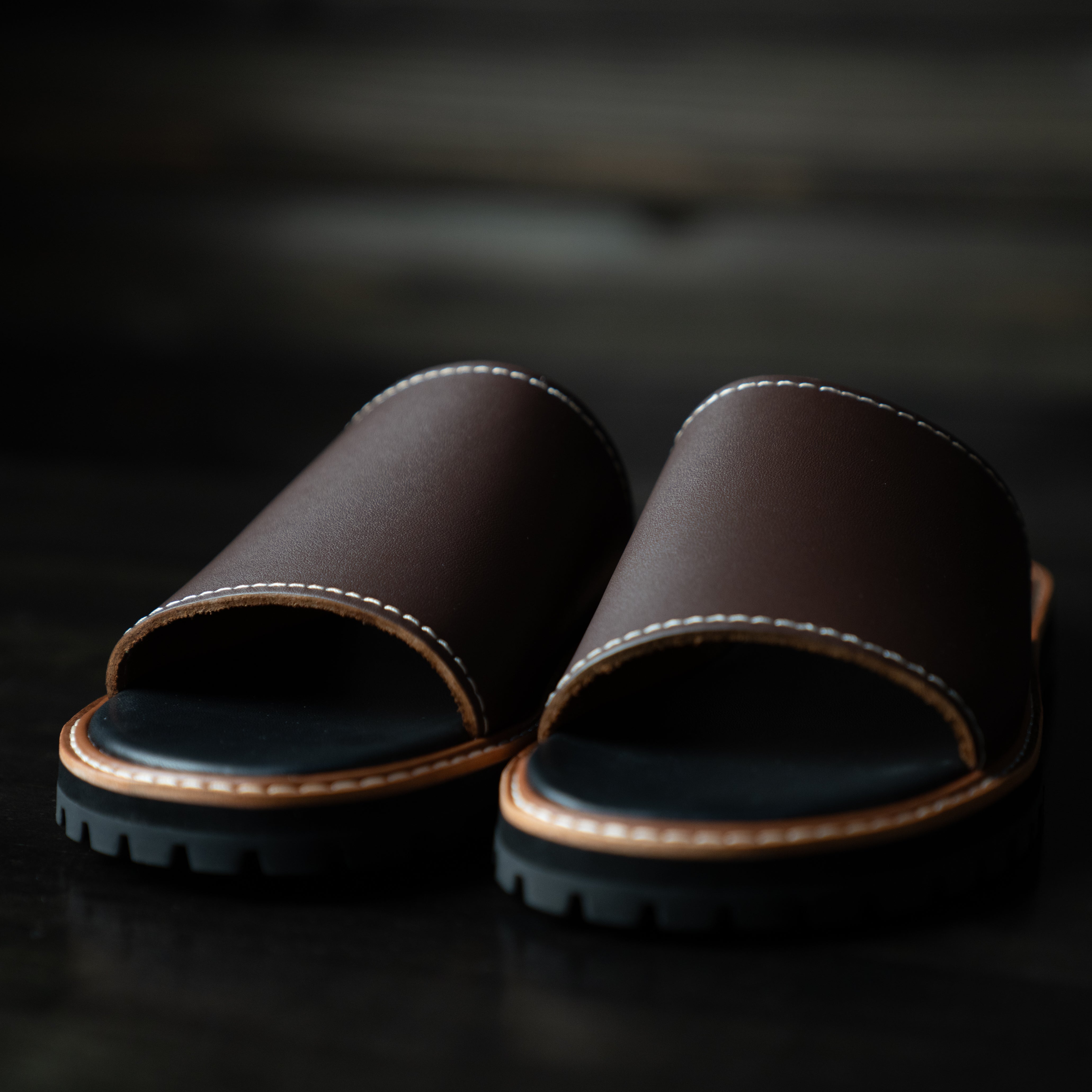 Leather shower sandals