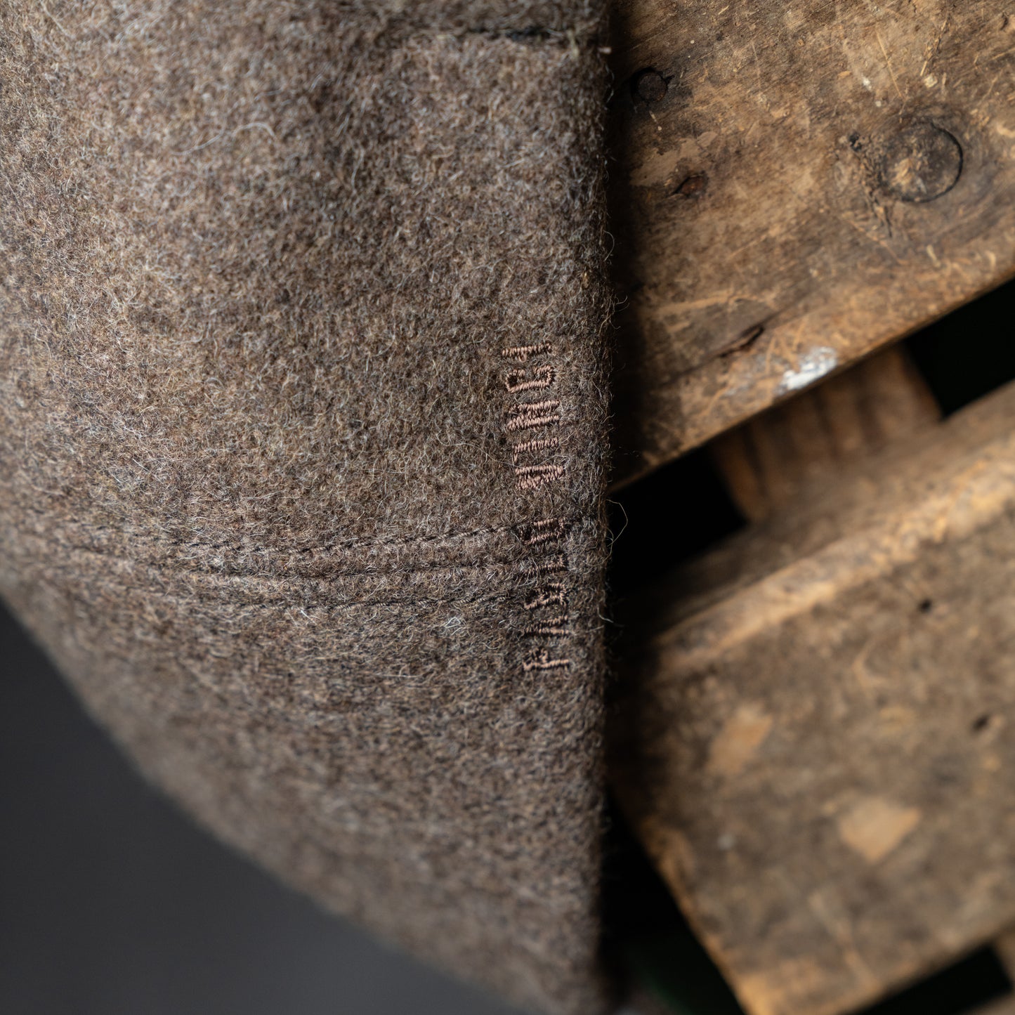 6 PANEL CAP / TOP MELTON