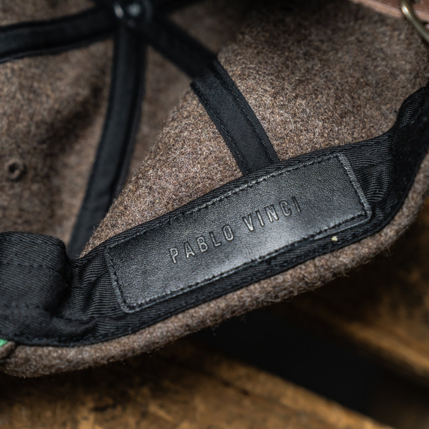 6 PANEL CAP / TOP MELTON